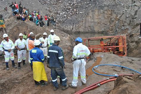 7 suspected illegal miners dead, more than 20 others missing in landslide in Zambia